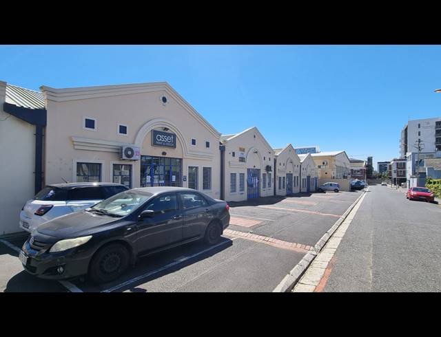 200M² WAREHOUSE TO LET IN OBSERVATORY